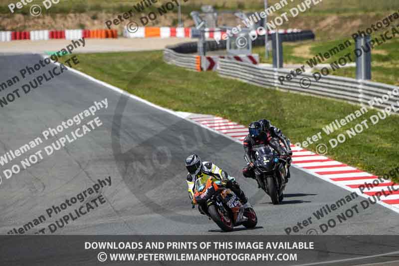 cadwell no limits trackday;cadwell park;cadwell park photographs;cadwell trackday photographs;enduro digital images;event digital images;eventdigitalimages;navarra;no limits trackdays;peter wileman photography;racing digital images;trackday digital images;trackday photos
